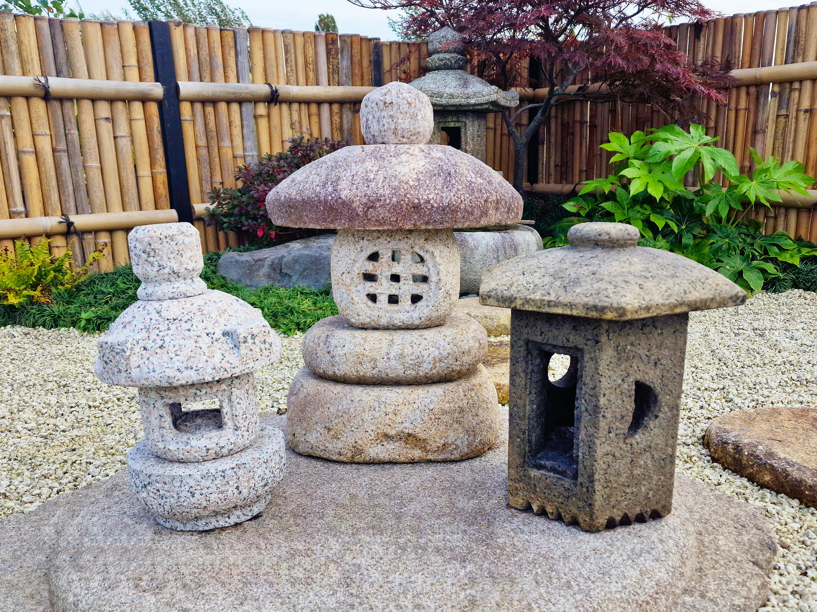 Small Japanese Garden Stone Lanterns for Sale, Okidoro Misaki Tamate
